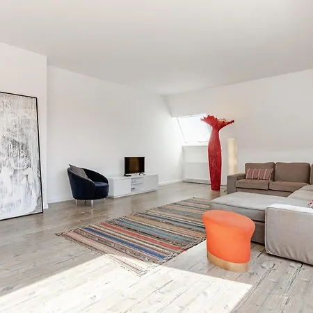 Beautiful Designer Loft Апартаменты Берлин