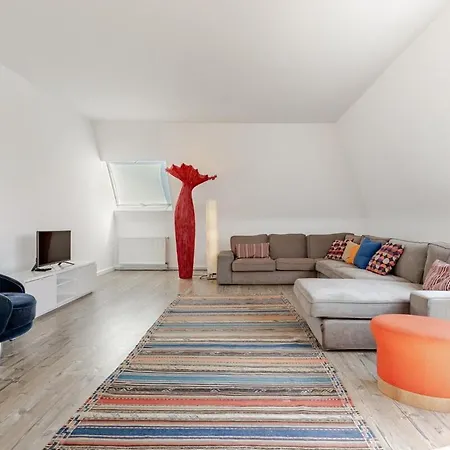 Апартаменты Beautiful Designer Loft Берлин