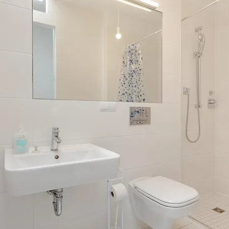 Beautiful Designer Loft Апартаменты